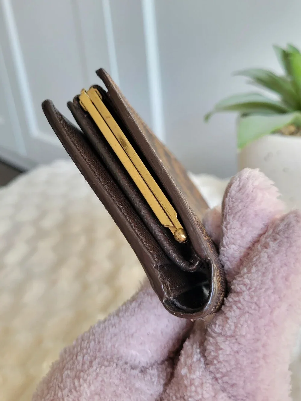 Louis Vuitton Coin Purse Compact Wallet - Brown Damier Ebene Canvas